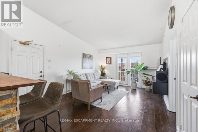 Building Photo - 4013 Kilmer Dr