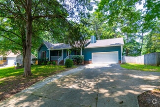 Building Photo - 157 Greenwood Dr