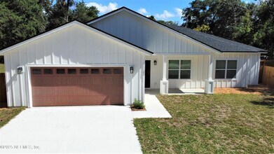 Building Photo - 1135 Fruit Cove Rd