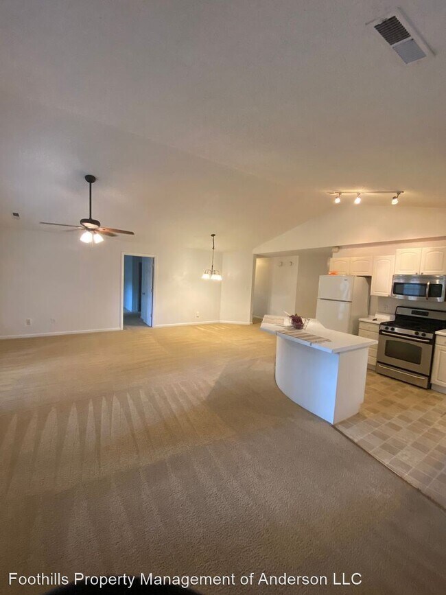 Building Photo - 3 br, 2 bath House - 102 Eagles Nest