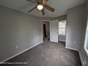 Building Photo - 3011 Pittston Ave