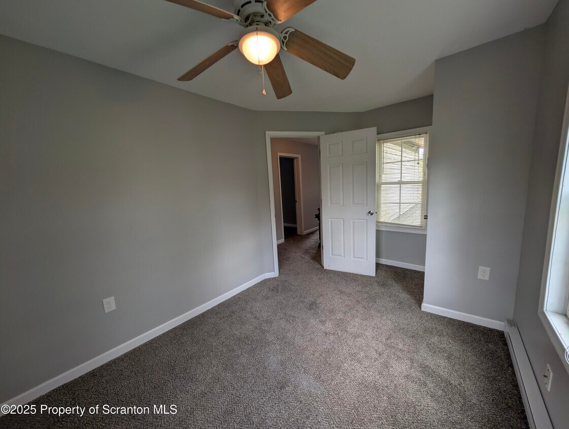 Foto principal - 3011 Pittston Ave