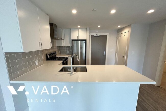 Building Photo - ERA 1 BR APT Rental 322-22265 Dewdney Trunk Rd Maple Ridge: VADA