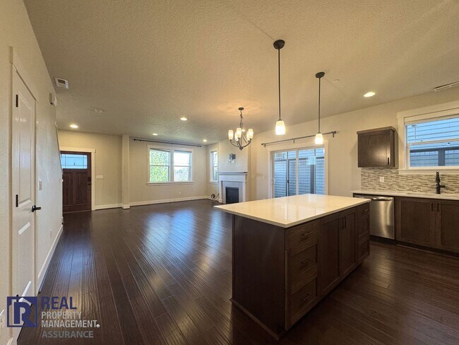 Foto del edificio - 28857 SW Geneva Loop