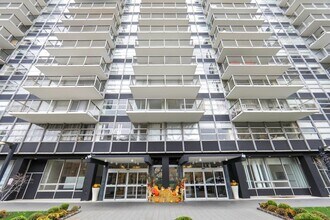 Building Photo - 6050 JFK Blvd E