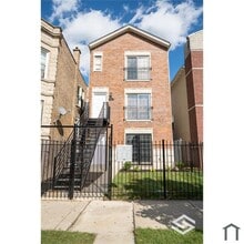 Building Photo - 1231 S Avers Ave