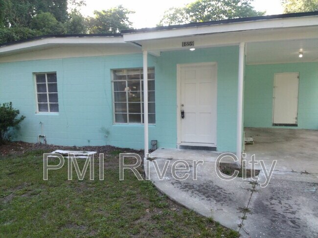 Foto del edificio - 1859 Loyola Dr N