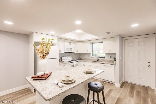 Foto del edificio - 28101 Pine Haven Way