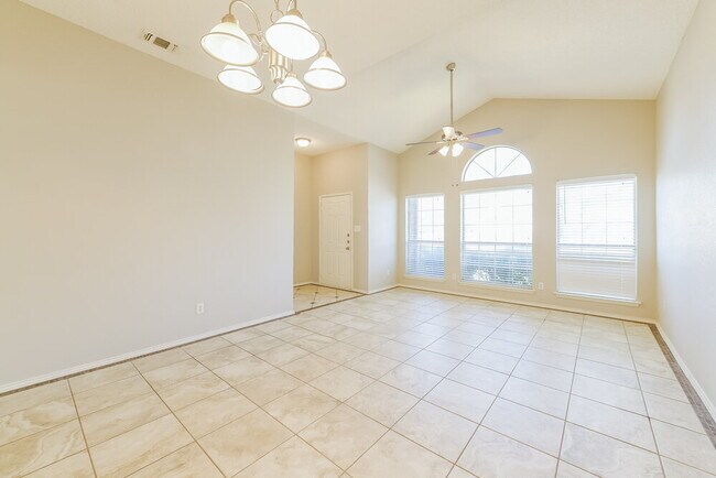 Building Photo - 6204 Tidewater Dr