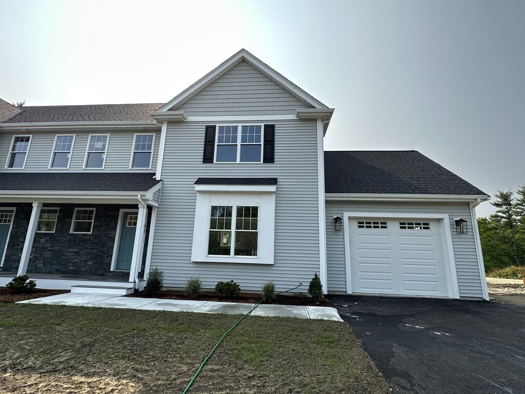 411 South St, Foxboro, MA 02035 Townhome Rentals in Foxboro MA