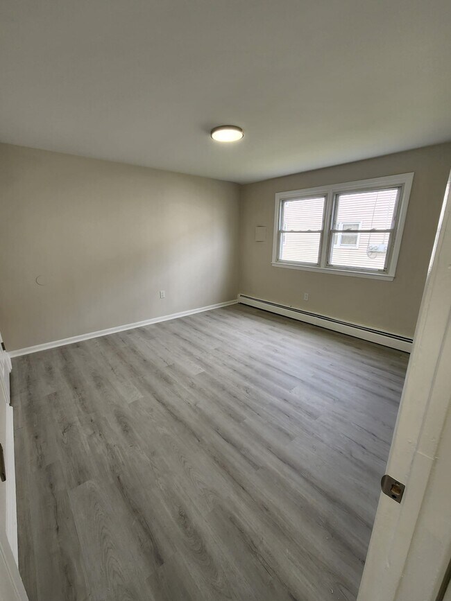 Foto del edificio - 2202 Hamilton Ave