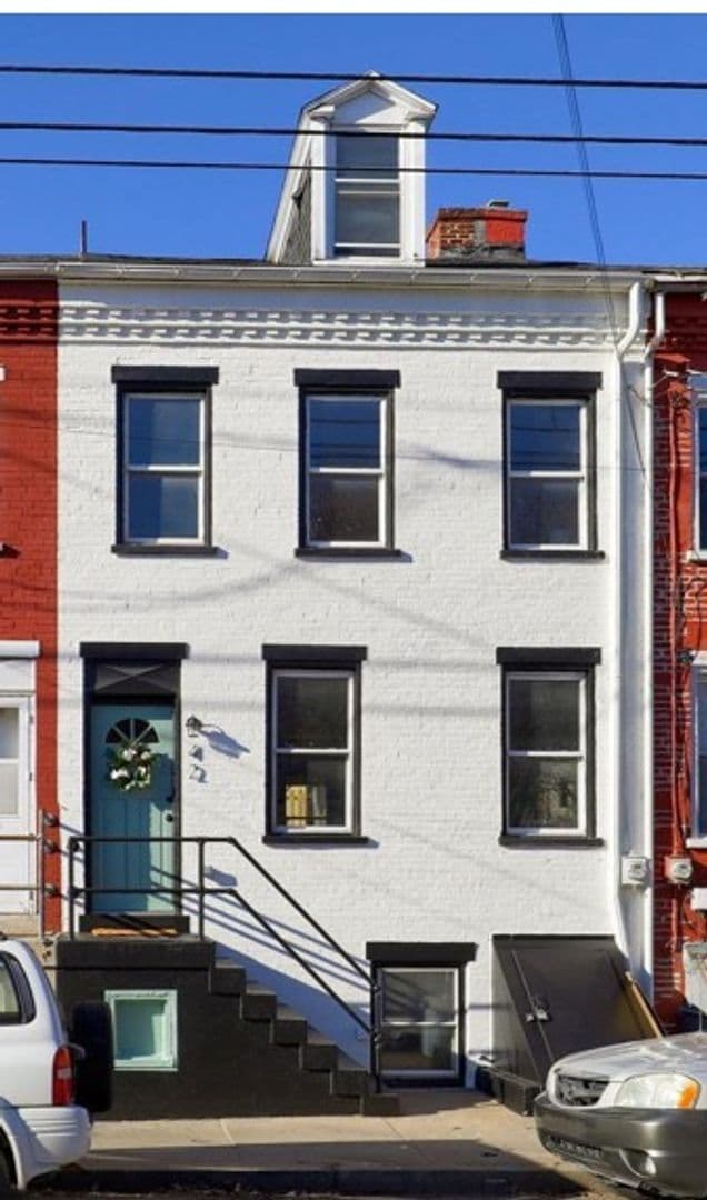 Building Photo - 42 S Water St