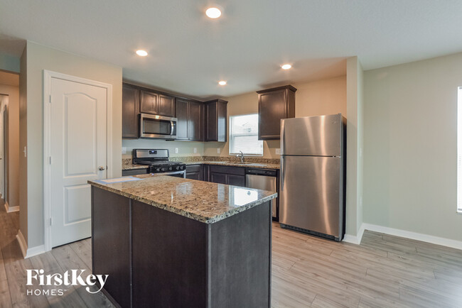 Building Photo - 437 Kensington View Dr