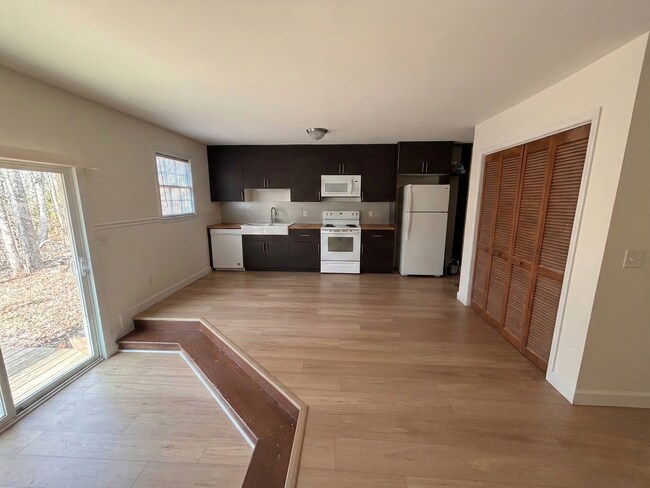 Building Photo - 3 Bedroom 2.5 Bath Townhome in East Athens - Close to UGA Vet School