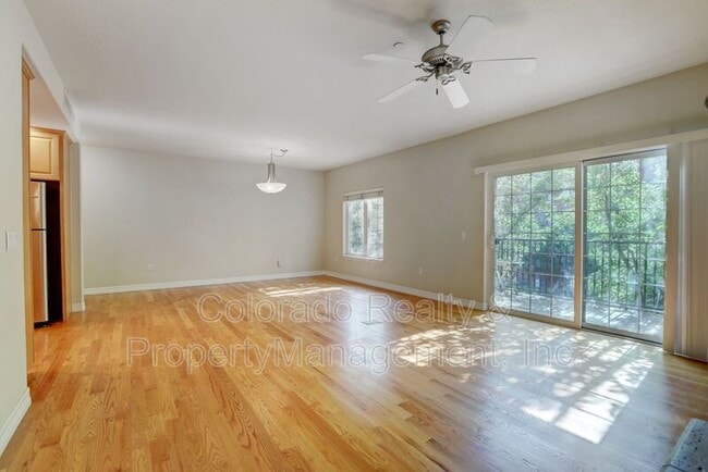 Building Photo - 40 S Madison St