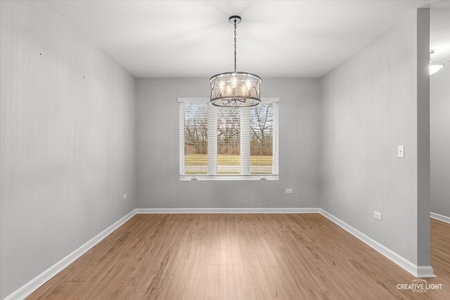 Foto del edificio - 1260 Oak Grove Ct