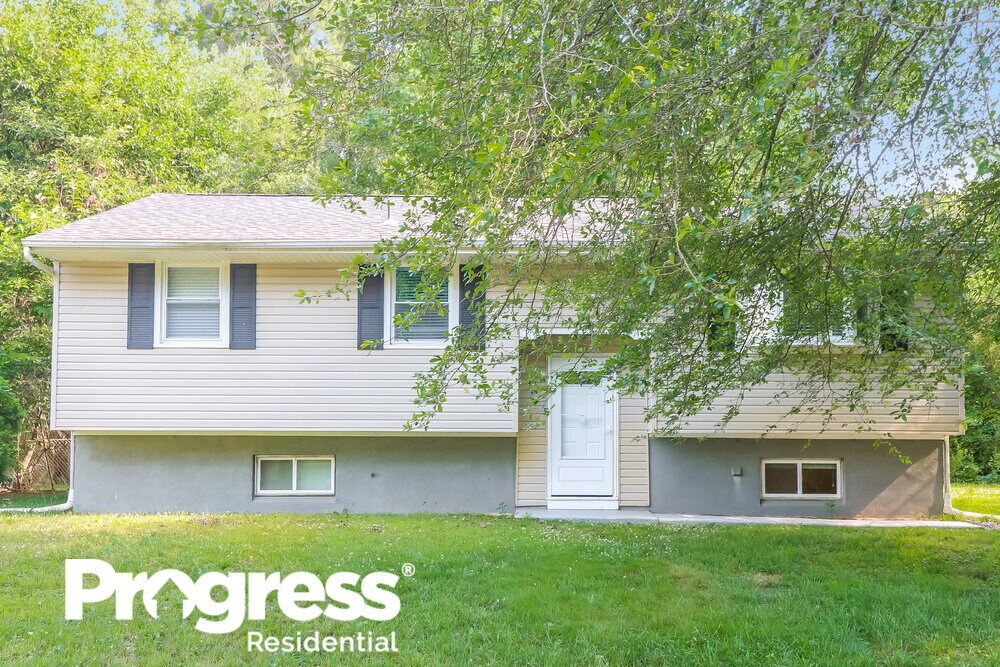 804 Pine Ave, Clayton, NJ 08312 House Rental in Clayton, NJ