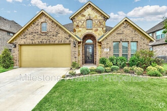 Building Photo - 520 Endicott Dr