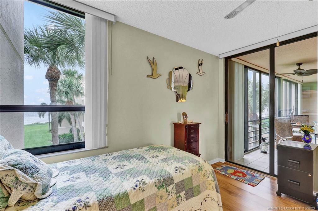 Foto del edificio - 3392 NE Causeway Blvd