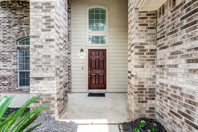 Foto del edificio - 16906 Shoal Park Dr