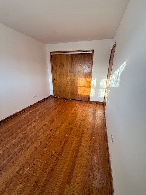 Cama 1 - 1214 E Northwest Hwy