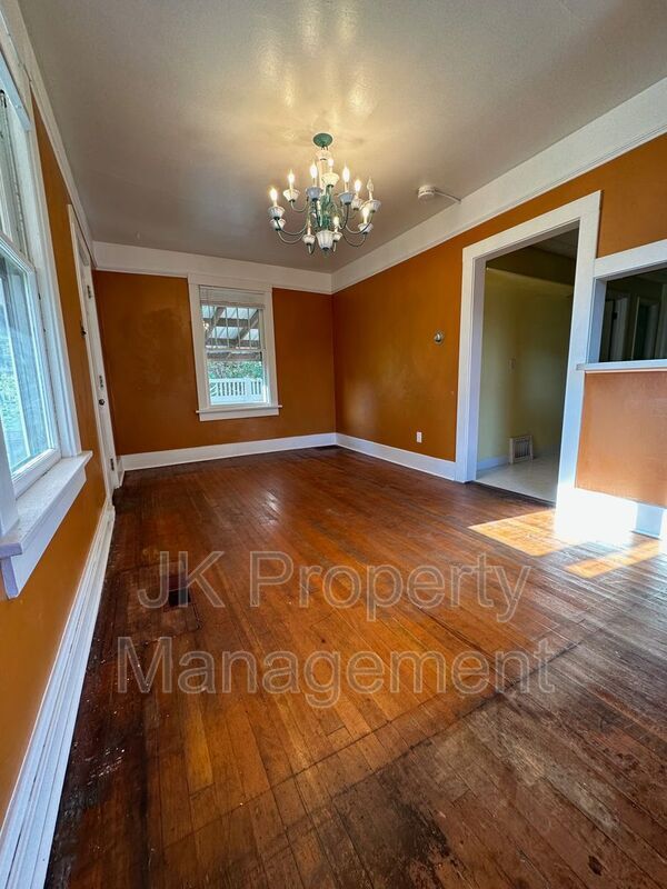 Foto del edificio - 111 27th St S