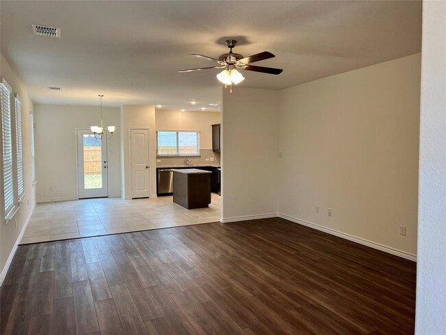 Foto del edificio - 10600 Alpine Meadow Ln