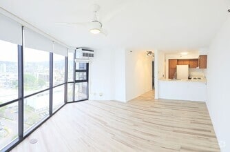 Building Photo - 930 Kaheka St