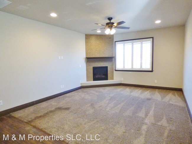 Building Photo - 3 br, 2 bath House - 7135 W Oromia View Dr
