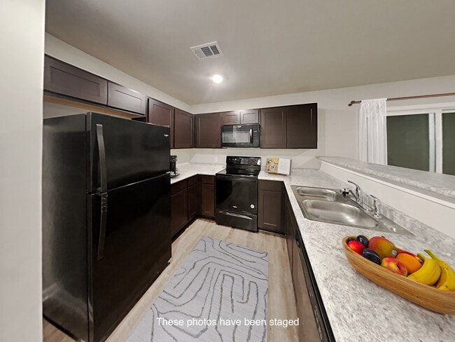 Building Photo - 32 Brown Thrasher Ct