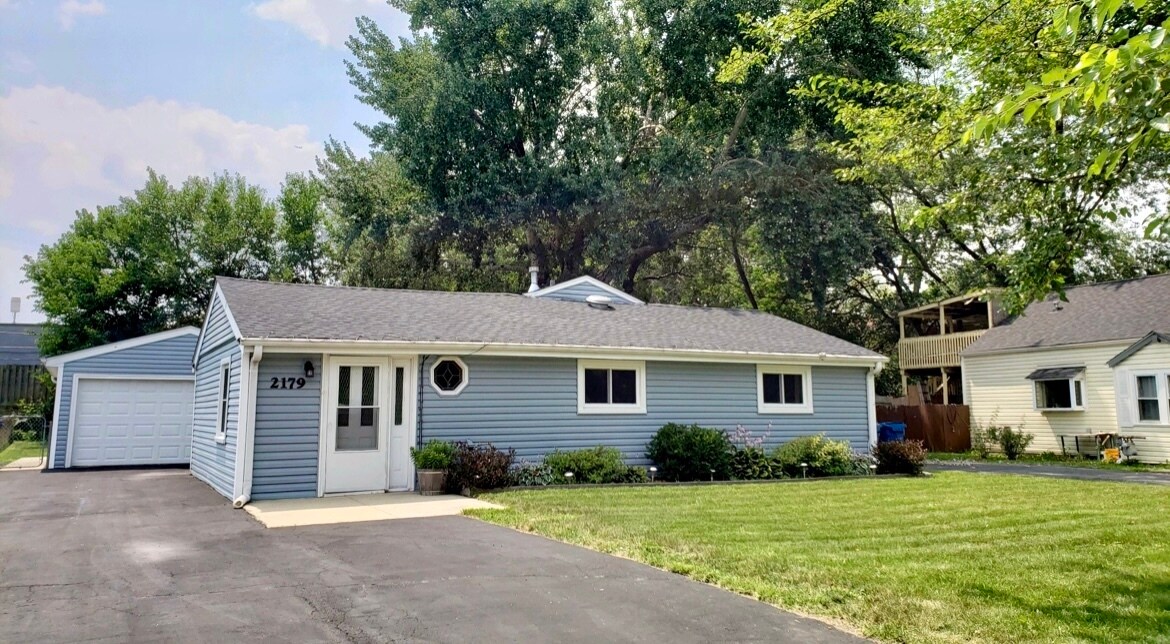 Primary Photo - 2179 Elm Ave.