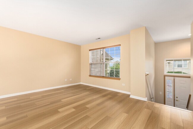 Foto del edificio - 2611 Canyon Dr