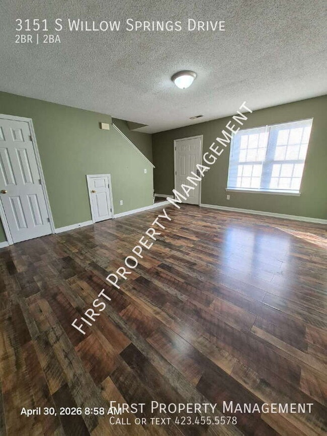 Building Photo - 3151 Willow Springs Dr NE