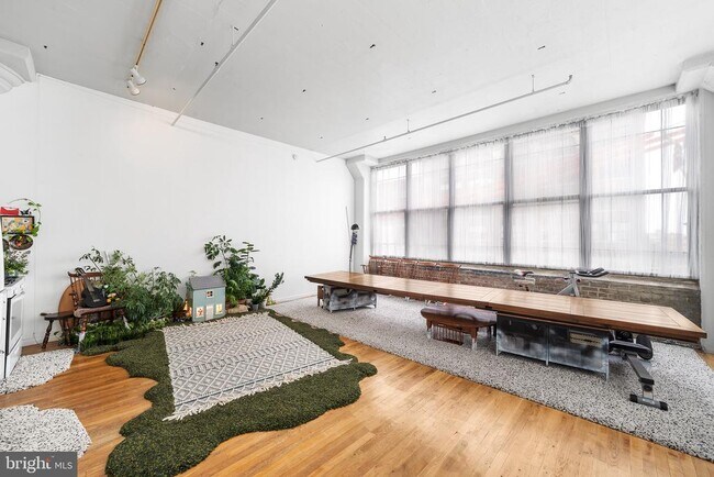 Foto del edificio - 314-22 N 12th St