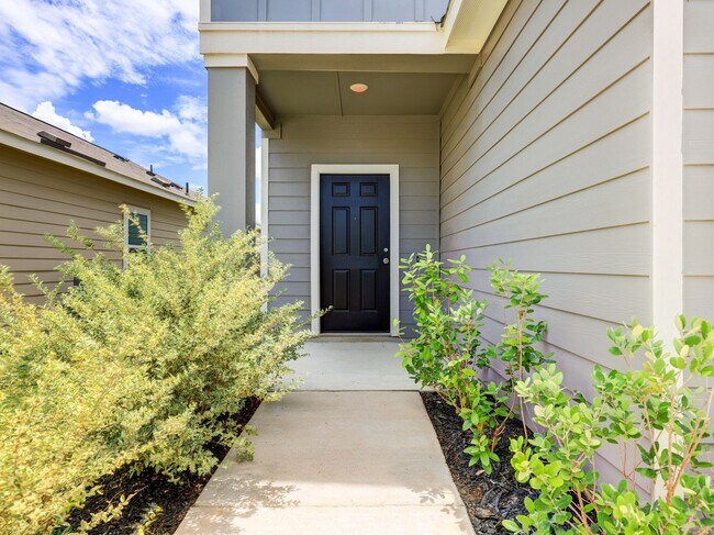 Building Photo - 19305 Cloudy Bay Dr