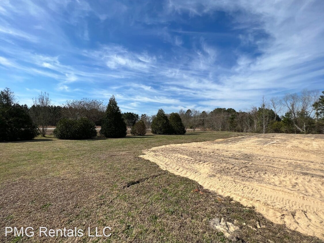 Primary Photo - 3 br, 2 bath House - 307 W. Leyland Ct.