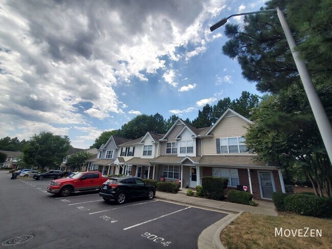 Building Photo - Townhouse in Premier Location.  8010 River...