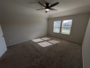 Building Photo - 40462 Red Poppy Ln