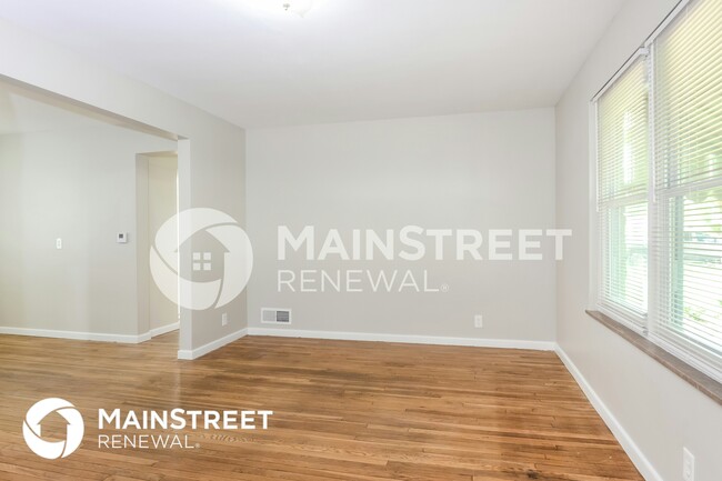 Building Photo - 2804 N Moreland Ave