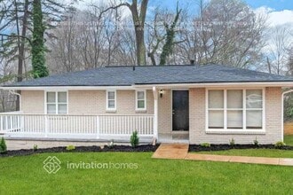 Building Photo - 1421 Dennis Dr