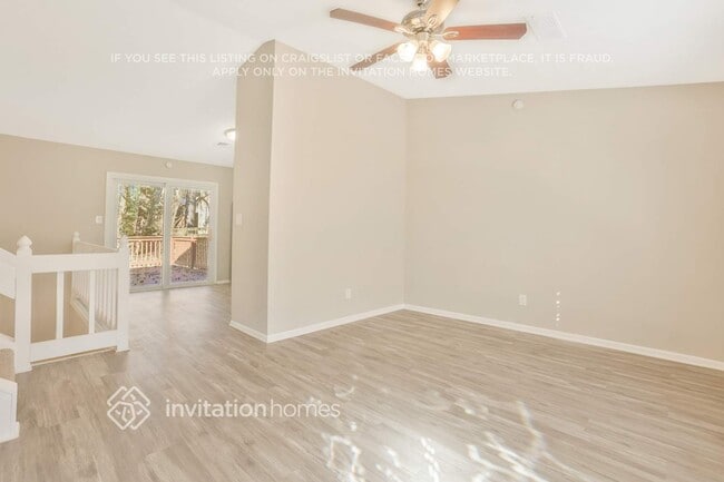 Foto del edificio - 659 N Wood Path Dr