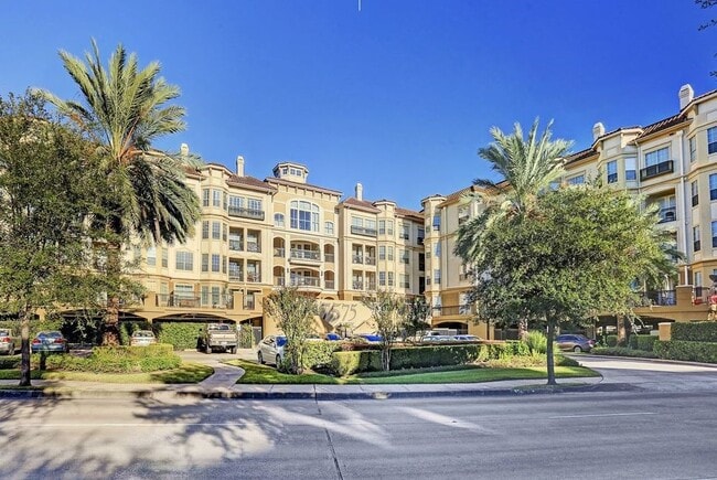 Foto del edificio - 7575 Kirby Dr