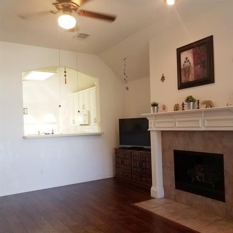 Building Photo - 8440 White Sands Dr