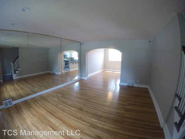 Building Photo - 3 br, 1 bath House - 7720 Rugby St.