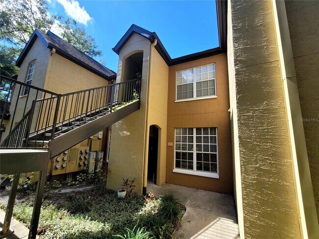 Foto del edificio - 6416 Raleigh St