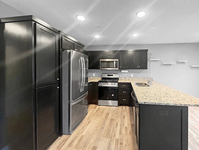 Foto del edificio - 4131 228th Ave NW