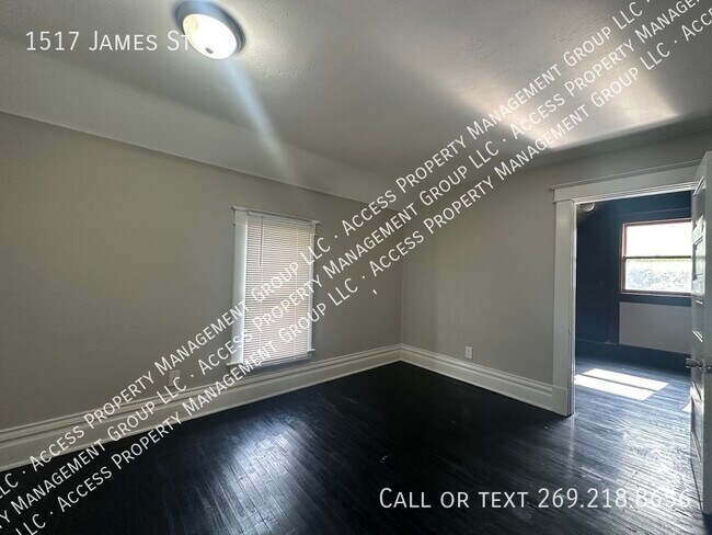 Foto del edificio - 1517 James St