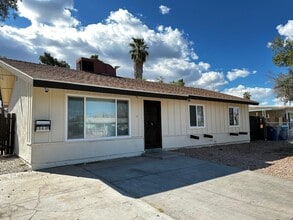 Building Photo - 2967 Ferndale St