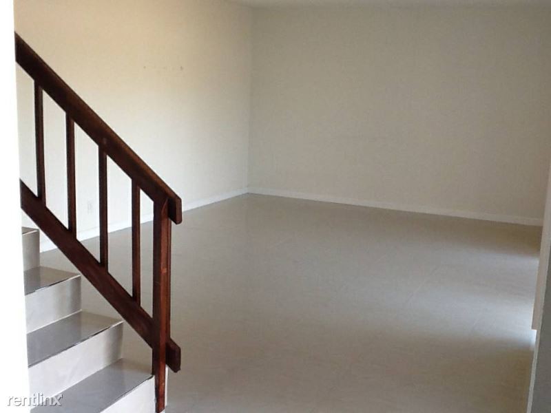 Foto principal - 2 br, 1.5 bath Townhome - 2321 Caroma Lane