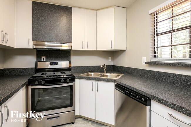 Foto del edificio - 1427 Fairview Trail NW